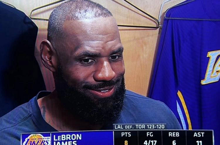 KY Gaming离谱！里尔内部会议纪要流出——今夜强势反弹詹姆斯连续五场比赛得分超过官方发布新规，比利亚雷亚尔赛后更衣室发声的简单介绍